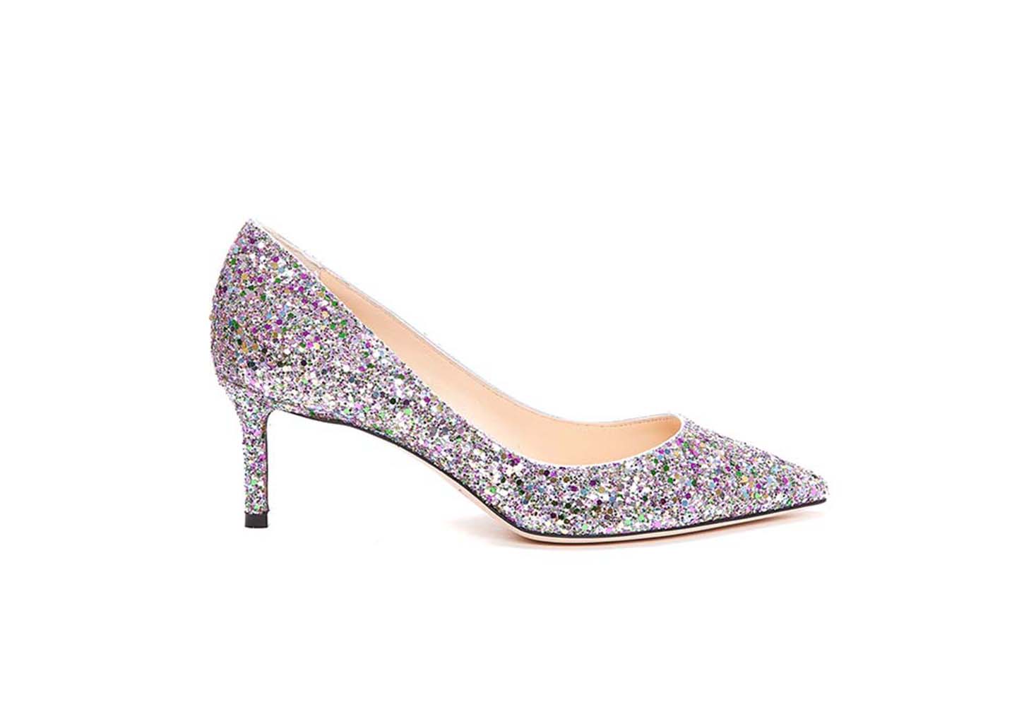 Éblouissantes Chaussures Brillantes – L&rsquo;Éclat des Chaussures qui Captivent